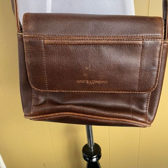 Nine and company crossbody purse w/flap and snap closure brown - Picture 2 of 13